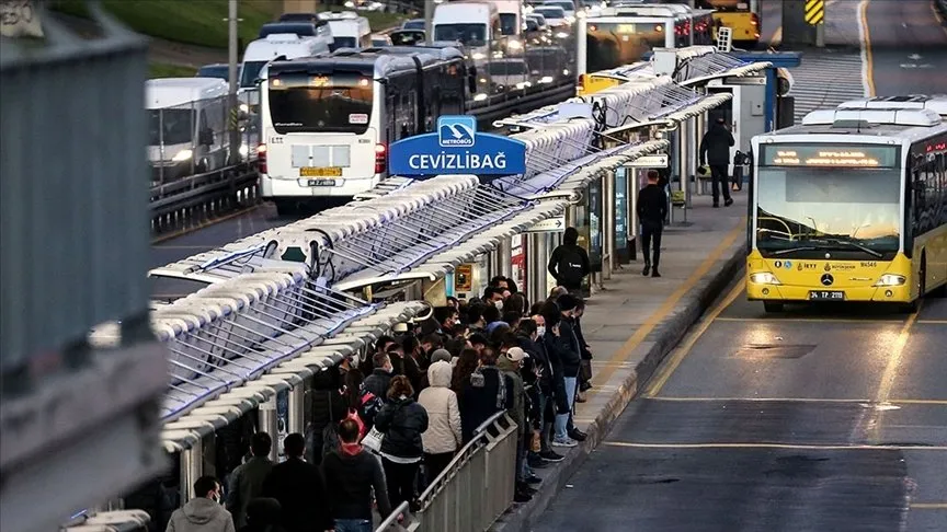 BUGÜN TOPLU TAŞIMA ÜCRETSİZ Mİ, saat kaça kadar? 15 Haziran LGS günü İETT, Metrobüs, Marmaray, vapur, metro bedava mı oldu?