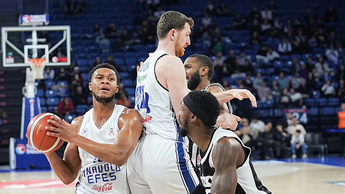 Anadolu Efes, Beşiktaş Gain’i mağlup etti! Anadolu Efes, Beşiktaş Gain’i mağlup etti!
