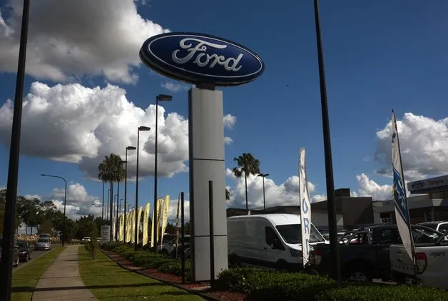 FORD, ARAÇ İÇİNİ DEZENFEKTAN YIPRANMALARINDAN KORUYACAK FORMÜLÜ ARAŞTIRIYOR