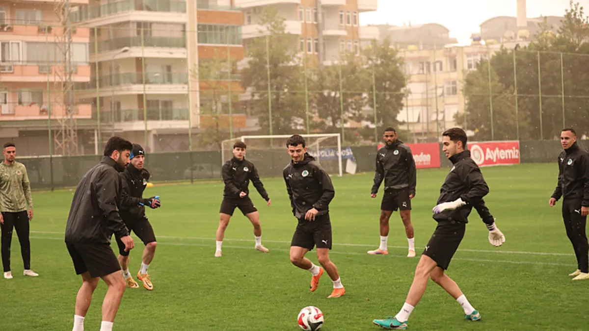 Alanyaspor, Gaziantep FK maçının hazırlıklarını bitirdi Alanyaspor, Gaziantep FK maçının hazırlıklarını bitirdi