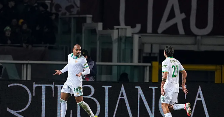 Roma, Torino engelini 2 golle geçti!