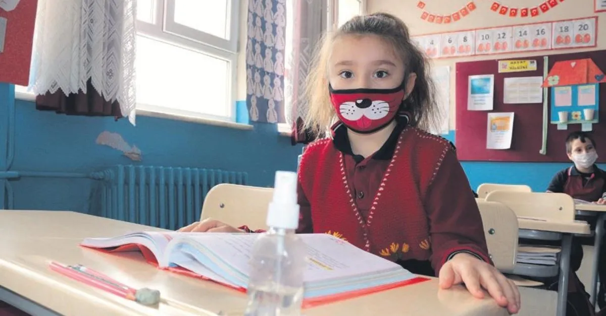 Tüm sınıflarda eğitim valilik kararına bağlı