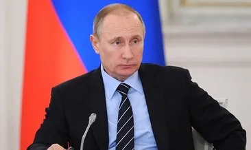 Putin, eski devlet başkanlarına ömür boyu senatörlük hakkı veren yasayı imzaladı