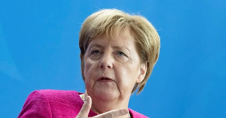 Almanya Başbakanı Merkel: “Korkunç bir olay. Almanya’da sokaklarda nefrete yer yok”