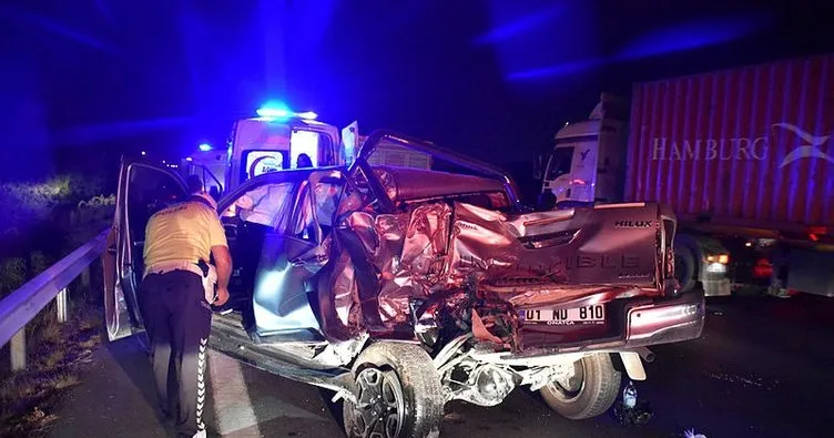 Adana’da feci kaza! TIR ile pikap çarpıştı: 2 ölü