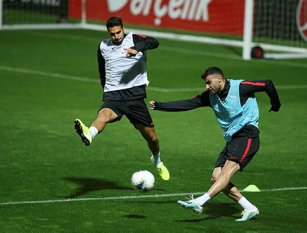 Şenol Güneş'den sürpriz sol bek kararı! Türkiye - Arnavutluk muhtemel 11'ler...