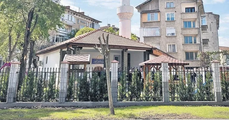 Osmanlı mirası cami ibadete açıldı