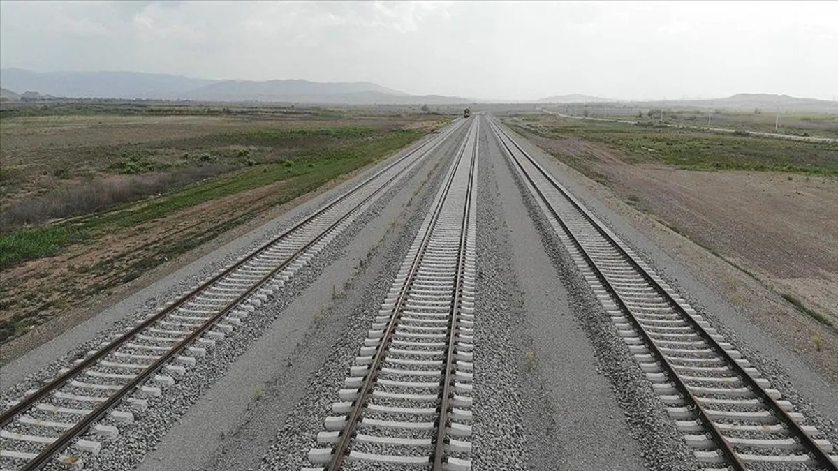 Demir yolu araçlarının tescil belgesi ve tip onay kriterlerine yönelik düzenleme yapıldı Demir yolu araçlarının tescil belgesi ve tip onay kriterlerine yönelik düzenleme yapıldı