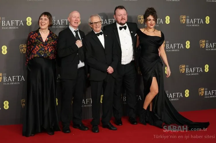 Yönetmen Ken Loach BAFTA ödül törenine Gazze Katliamı Durdurun pankartı ile katıldı!