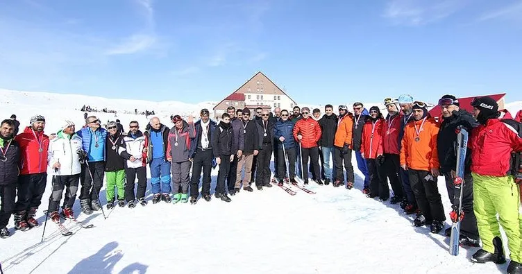 Bingöl’de kayak yarışması