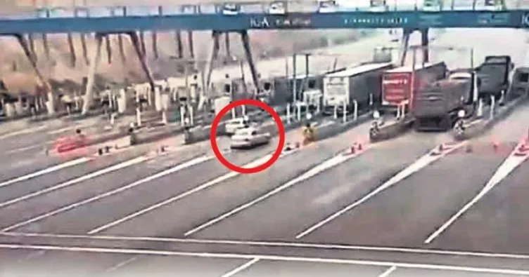 Umman gezisi dönüşü korkunç kaza: 4 ölü