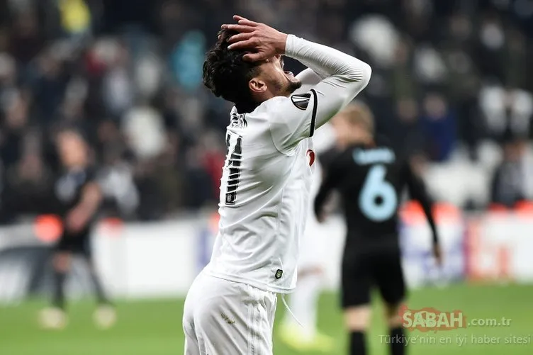 Beşiktaş taraftarlarından iki oyuncuya sert tepki
