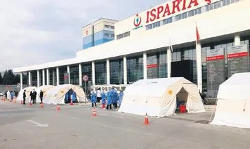 Isparta Şehir Hastanesi koronavirüse karşı 1158 kahramanla savaşıyor