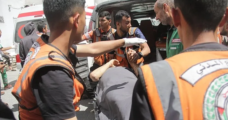 İsrail güçleri Gazze’de yine hastaneyi hedef aldı!