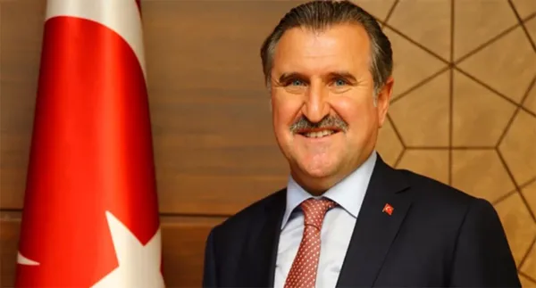 sahika-ercumenden-yeni-rekor-1697542146108.jpg