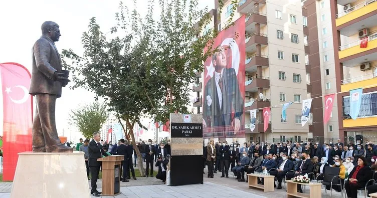 Dr. Sadık Ahmet anıtı ve parkı açılışı yapıldı