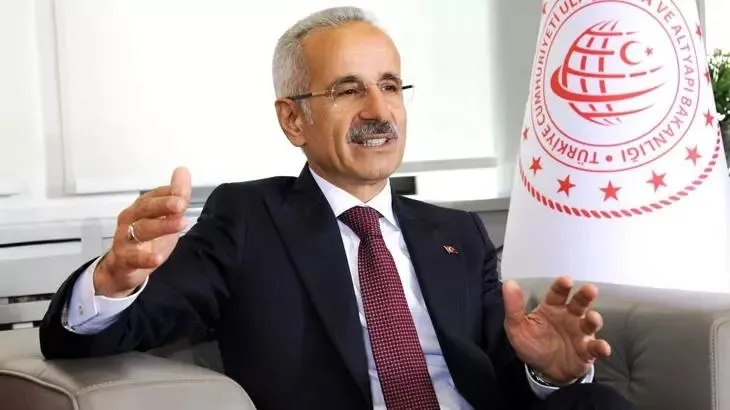 Bakan Uraloğlu duyurdu: Dev projeler en iyisi seçildi! Türkiye’ye uluslararası bir ödül daha...
