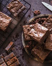 20 dakikada hazır! Ağızda dağılan brownie tarifi