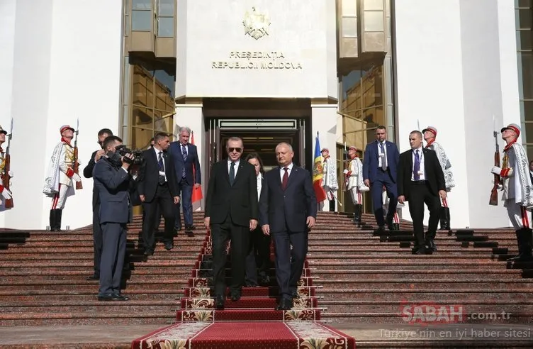 Başkan Erdoğan’ın Moldova ziyaretinden sıcak görüntüler
