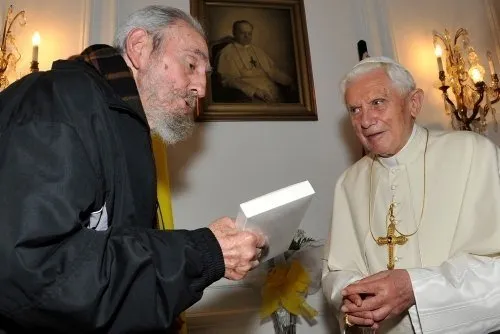 Tarihi Fidel Castro-Papa buluşması