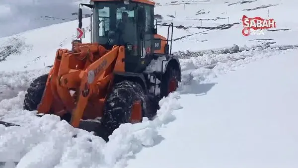 Bayburt-Trabzon arasında baharda karla mücadele | Video