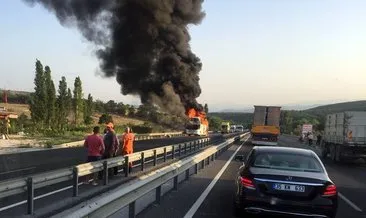 Son dakika: Bursa-İzmir karayolunda yolcu otobüsü yandı!