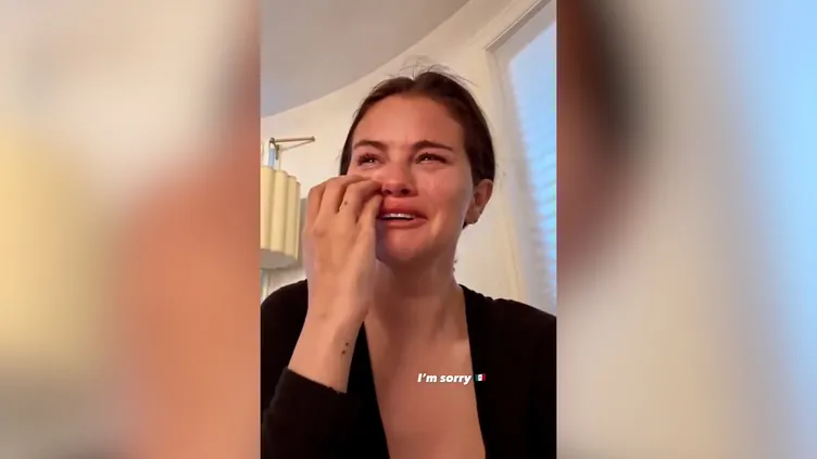 Selena Gomez’in Trump’a tepkisi sosyal medyayı salladı! Gözyaşlarına boğulduğu videoyu gelen tepkilerle sildi