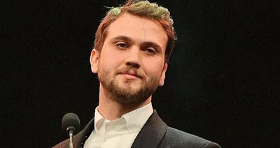 Çukur’un Yamaç’ı Aras Bulut İynemli annesini paylaştı... İşte Çukur oyuncusu Aras Bulut İynemli’nin annesi Sevtap İynemli...