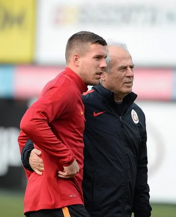 Podolski kaçıyor!