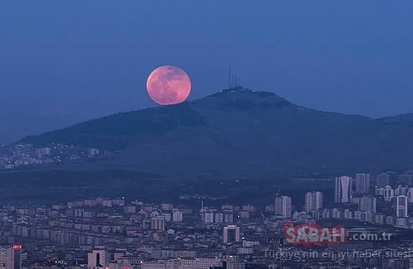 Kanlı Ay Tutulması Türkiye’de saat kaçta başlayacak ve kaçta bitecek?