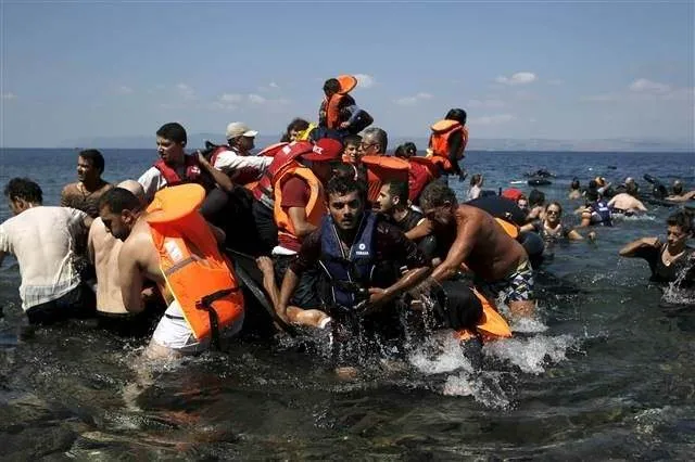 Batan bottan mültecilerin yürek burkan fotoğrafları