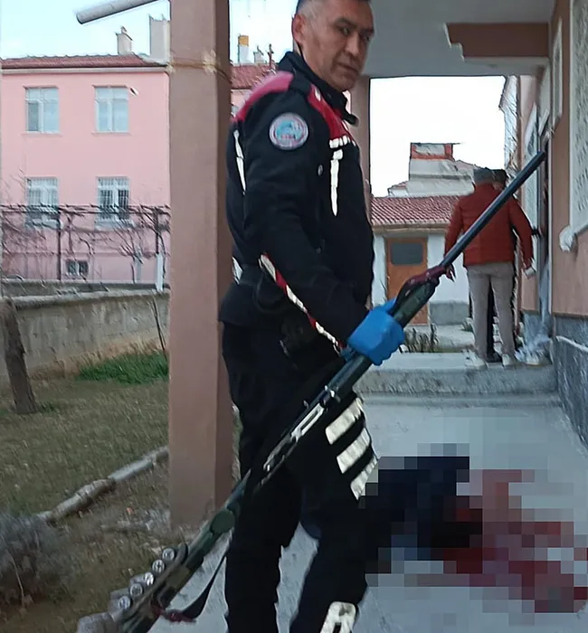 Karısıyla ilişki yaşadığını iddia ettiği hastane müdürünü vurdu! Kocam zorla eve çağırttı!