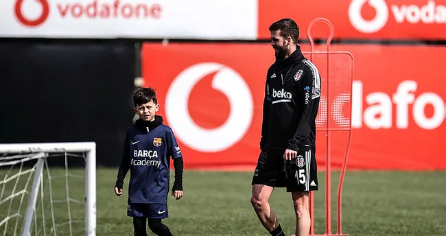 Derbi öncesi Beşiktaş'ta Miralem Pjanic sevinci!