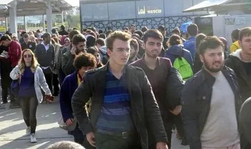 Akın akın kitap fuarına geldiler