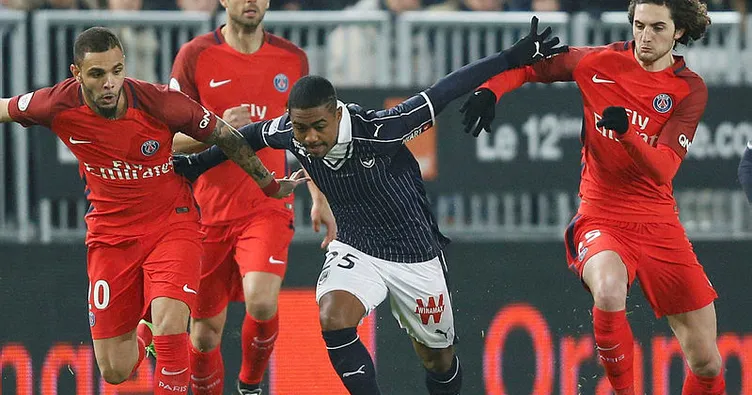 Barcelona, Malcolm’u renklerine bağladı