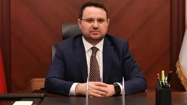 bassavcinin-evini-sorarken-yakalandilar-1756746770464.jpeg Başsavcı Akın Gürlek'in evini soran motosikletli iki kişi gözaltına alındı