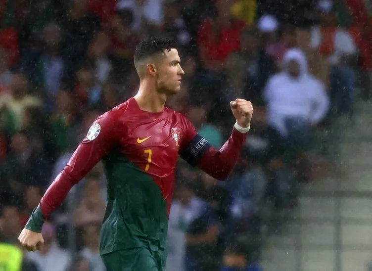 Son dakika haberleri: Ronaldo tarihi bir rekor kırdı! El-İttihad - Al Nassr maçına damga vurdu...