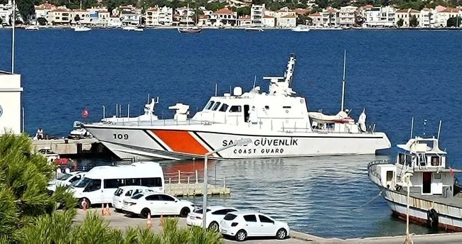 Foça’da 166 kaçak göçmen yakalandı Foça’da 166 kaçak göçmen yakalandı
