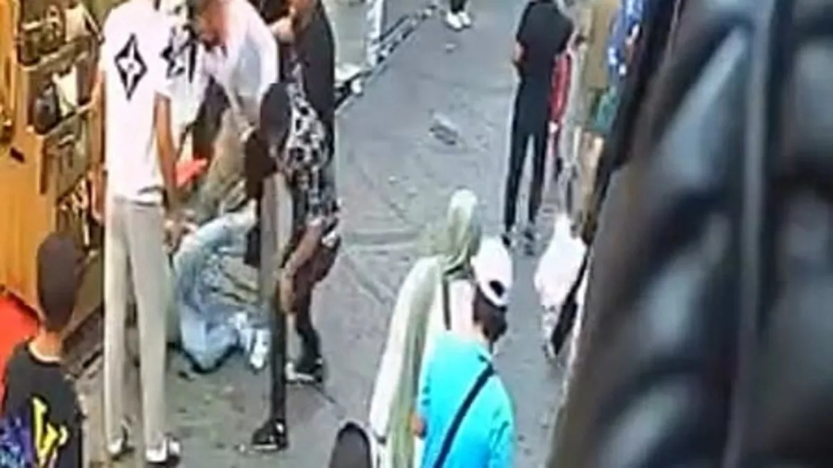 Fatih’te tekme ve sopalı kavga: 3 kişi, 1 kişiye saldırdı!