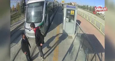 Konya’da tramvaya biletsiz binen yolcu güvenlik görevlisini bıçakladı | Video