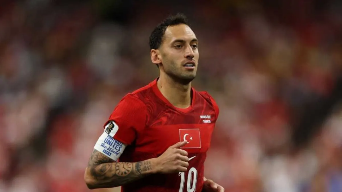 Hakan Çalhanoğlu'ndan kötü haber! Inter'den resmi açıklama... haber görseli