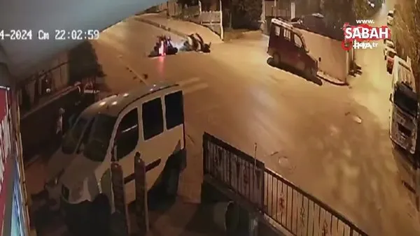 Kuşadası'nda 2 motosiklet kafa kafaya böyle çarpıştı | Video