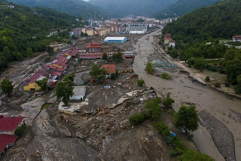 kastamonu bozkurt ta acinin fotografi sular cekilince facianin boyutu ortaya cikti son dakika haberler
