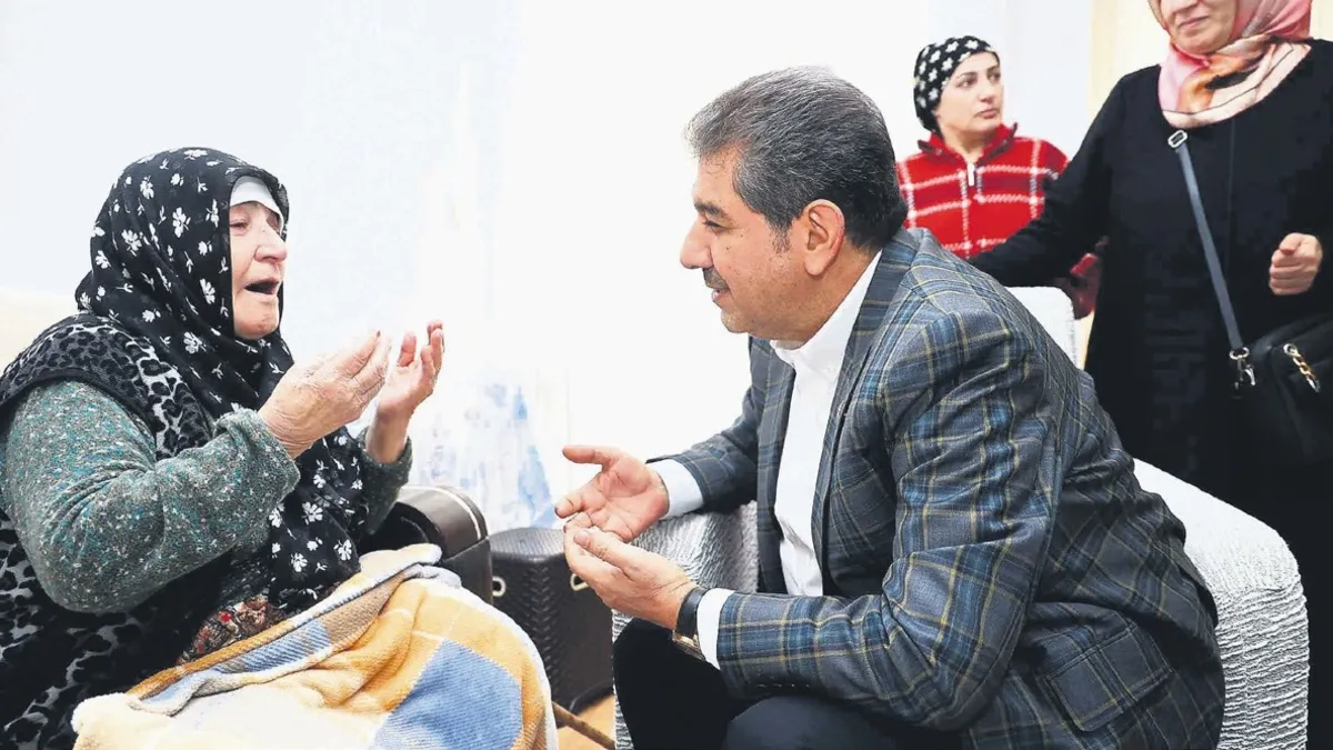 Esenler’de emekliye sosyal destek kartı