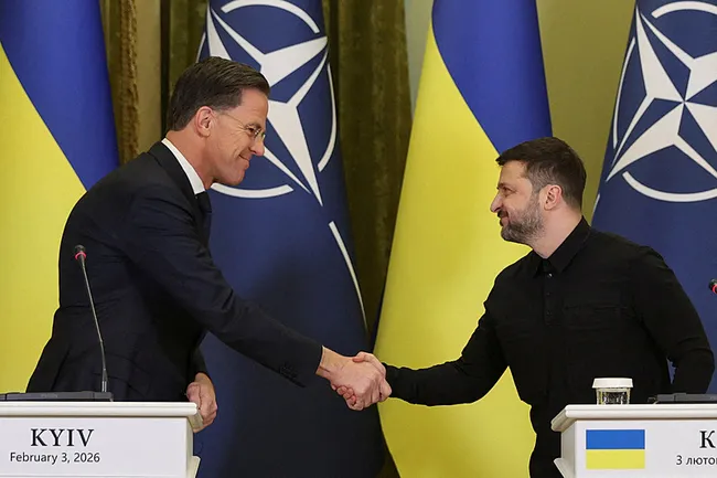 zelenskiy-ruslar-amerikan-tarafinin-cabalarini-hice-saydi-1770135320593.jpeg Zelenskiy: “Ruslar, Amerikan tarafının çabalarını hiçe saydı”