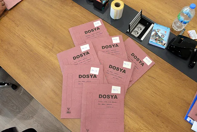 son-dakika-banka-kartini-arkadasina-veren-universiteli-gencin-basina-gelmeyen-kalmadi-100-yila-kadar-hapsi-ist-1757924918330.jpeg SON DAKİKA… Banka kartını arkadaşına veren üniversiteli gencin başına gelmeyen kalmadı: 100 yıla kadar hapsi isteniyor!