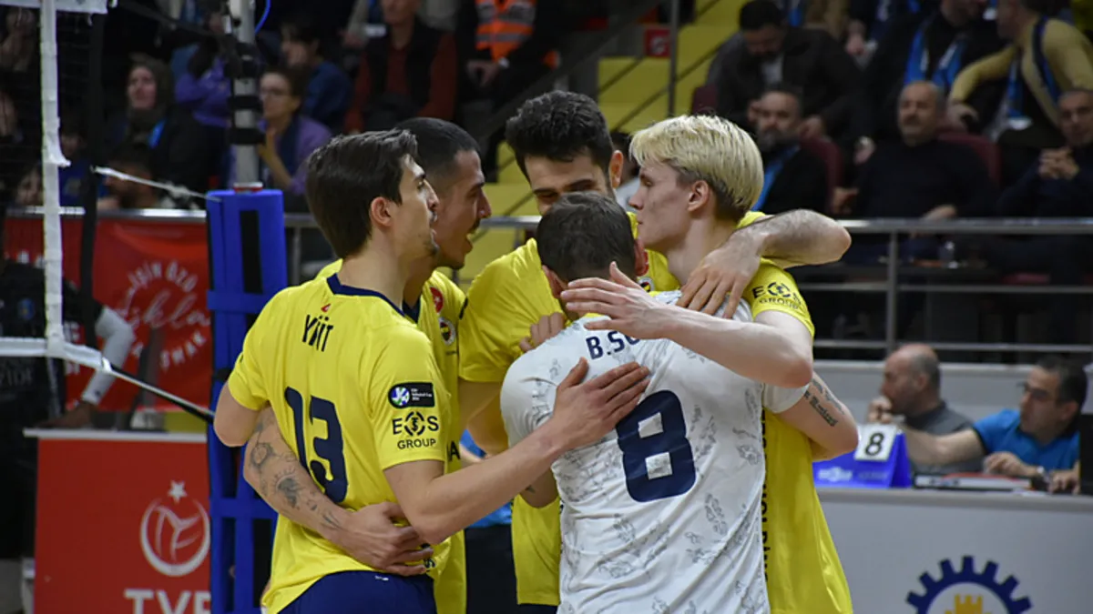 Voleybol Efeler Ligi: Gebze’de kazanan Fenerbahçe! Voleybol Efeler Ligi: Gebze’de kazanan Fenerbahçe!