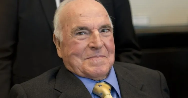 Son dakika: Eski Almanya Başbakanı Helmut Kohl öldü!