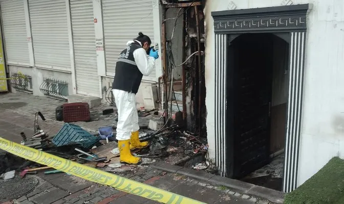 İstanbul’da restoran deposunda yangın: 1 ölü
