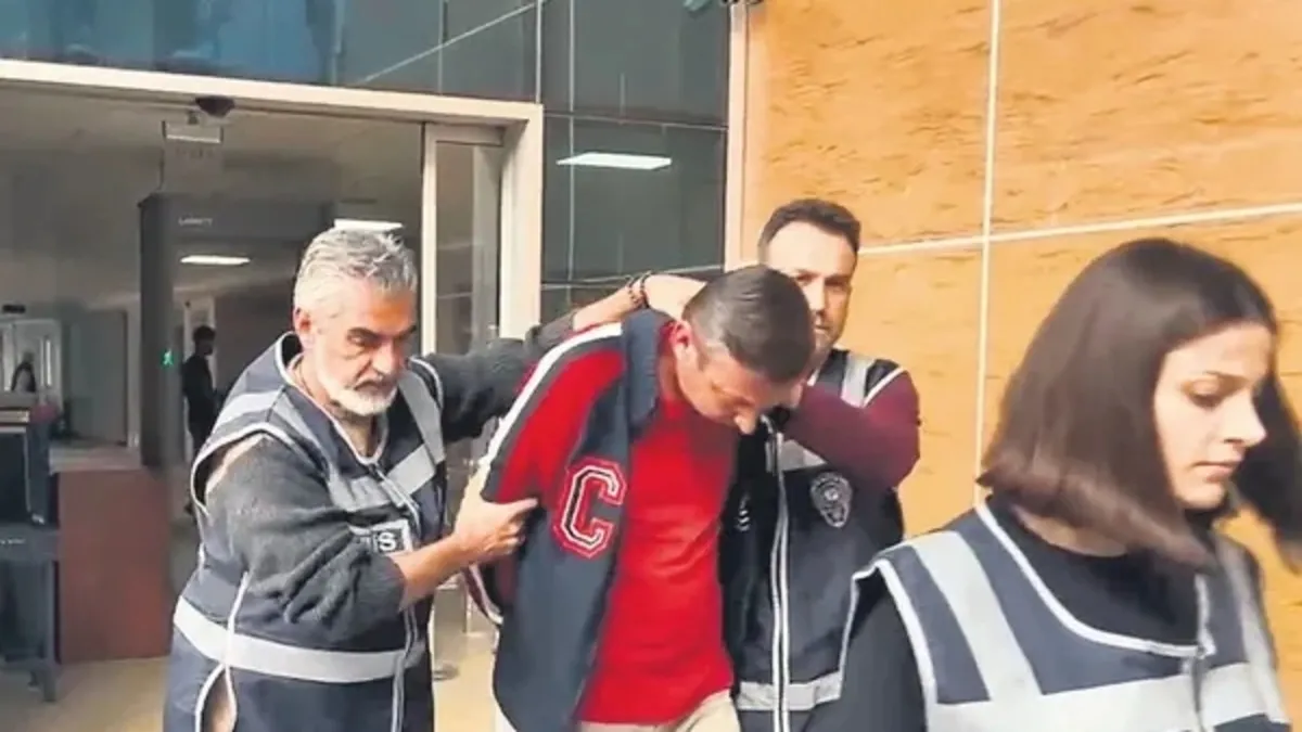Eski eşi ve oğluna otomobiliyle çarpmıştı! O cani hakkında karar verildi! “Çocuklara dua et seni öldürmedim” Eski eşi ve oğluna otomobiliyle çarpmıştı! O cani hakkında karar verildi! “Çocuklara dua et seni öldürmedim”